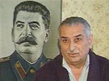 Внук Сталина и "Новая газета" отказались пойти на мировую. Суд продолжится в пятницу Внук Сталина и "Новая газета" отказались пойти на мировую. Суд продолжится в пятницу