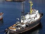 Экипаж теплохода "Игорь Белянский", брошенного в Китае, возвращается в родной Хабаровск после звонка Путина Экипаж теплохода "Игорь Белянский", брошенного в Китае, возвращается в родной Хабаровск после звонка Путина