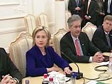 Глава МИД России Сергей Лавров и госсекретарь США Хиллари Клинтон открыли переговоры в Москве. Как передает "Росбалт", Лавров отметил, что "стороны долго готовили эту встречу", а Клинтон отметила произошедшую "перезагрузку" Глава МИД России Сергей Лавров и госсекретарь США Хиллари Клинтон открыли переговоры в Москве. Как передает "Росбалт", Лавров отметил, что "стороны долго готовили эту встречу", а Клинтон отметила произошедшую "перезагрузку"