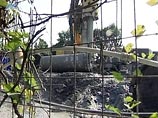 В Сочи назревает очередной скандал "олимпийского" масштаба: на сей раз жители улицы Авиационная с удивлением узнали, что через их дома и огороды будет проложена новая автодорога к зимней Олимпиаде 2014 года В Сочи назревает очередной скандал "олимпийского" масштаба: на сей раз жители улицы Авиационная с удивлением узнали, что через их дома и огороды будет проложена новая автодорога к зимней Олимпиаде 2014 года