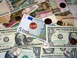 Доллар упал на  14 копеек, евро &#8211; на 3