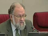 Глава Центризбиркома России Владимир Чуров вновь объяснил политическими соображениями состоявшийся накануне в Госдуме демарш оппозиционных партий, но на этот раз увязал его с визитом в Москву важного иностранного гостя Глава Центризбиркома России Владимир Чуров вновь объяснил политическими соображениями состоявшийся накануне в Госдуме демарш оппозиционных партий, но на этот раз увязал его с визитом в Москву важного иностранного гостя