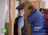 В среду и в четверг Басманный суд Москвы продлил срок ареста шестерым из восьми подозреваемых до февраля 2010 года. Вопрос о продлении ареста еще двоим должен быть рассмотрен в пятницу