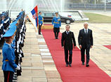 Президент РФ Дмитрий Медведев прилетел во вторник в Белград