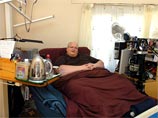 Чтобы спасти самого толстого мужчину на Земле, британским врачам нужен военный вертолет Чтобы спасти самого толстого мужчину на Земле, британским врачам нужен военный вертолет