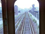 Грабитель, вырвавший у девушки мобильник в московском метро, немедленно поплатился жизнью Грабитель, вырвавший у девушки мобильник в московском метро, немедленно поплатился жизнью