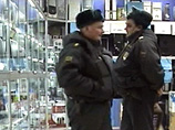 В петербургском гипермаркете у студента из Китая отняли 5 тысяч долларов В петербургском гипермаркете у студента из Китая отняли 5 тысяч долларов