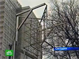 Эксперимент по разгону облаков "люстрой Чижевского" прошел в Москве. Организаторы довольны, сторонние ученые сомневаются Эксперимент по разгону облаков "люстрой Чижевского" прошел в Москве. Организаторы довольны, сторонние ученые сомневаются
