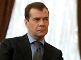 Медведев приказал чиновникам освободить посты глав спортивных федераций