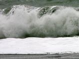 Тайфун "Лупит" подошел к берегам Камчатки. Оперативным службам и флоту у берегов полуострова переданы штормовое предупреждение