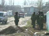 Силовики заметили банду примерно в 11:00 по московскому времени, когда прочесывали местность, в районе селения Дуранги