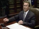 Арнольд Шварценеггер отправил своему критику шифровку: "F..k You!" Арнольд Шварценеггер отправил своему критику шифровку: "F..k You!"