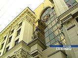 Верховный суд России обратился в Конституционный суд (КС) с просьбой разъяснить возможность применения смертной казни в стране с 1 января 2010 года, когда суды присяжных начнут действовать и в Чечне. Пока она остается единственным регионом РФ, где такие с Верховный суд России обратился в Конституционный суд (КС) с просьбой разъяснить возможность применения смертной казни в стране с 1 января 2010 года, когда суды присяжных начнут действовать и в Чечне. Пока она остается единственным регионом РФ, где такие с
