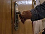 Петербургского женоубийцу по суду подселили в квартиру матери-одиночки Петербургского женоубийцу по суду подселили в квартиру матери-одиночки