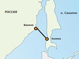 Движение на паромной переправе "Ванино-Холмск", связывающей материк и остров Сахалин, приостановлено на сутки из-за шторма