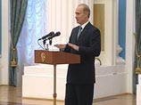 При этом нынешняя политическая система, на взгляд экспертов, должна остаться под началом ее создателя, то есть Владимира Путина При этом нынешняя политическая система, на взгляд экспертов, должна остаться под началом ее создателя, то есть Владимира Путина