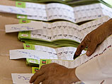 В первом туре президентских выборов, состоявшемся 20 августа, нынешний президент страны Хамид Карзай получил 49,67 процентов