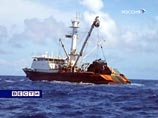 Российские моряки с похищенного сомалийскими пиратами сейнера Thai Union 3, вышли на связь с сингапурской компанией-оператором судна