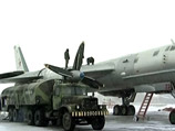 В связи с катастрофой противолодочного самолета Ту-142 на Дальнем Востоке временно прекращены полеты морской авиации на Северном флоте