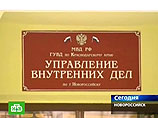 6 ноября Алексей Дымовский разместил в интернете два видеообращения, в котором обвинил свое начальство в коррупции и заявил, что новороссийская милиция для улучшения статистики отправляет в тюрьму невиновных людей 6 ноября Алексей Дымовский разместил в интернете два видеообращения, в котором обвинил свое начальство в коррупции и заявил, что новороссийская милиция для улучшения статистики отправляет в тюрьму невиновных людей