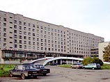 Как сообщает Gazeta.spb, медики 26-й больницы на улице Костюшко не обнаружили у пациента переломы 11 ребер и одного позвонка. Вадима Федосеева начали лечить, диагностировав у него лишь черепно-мозговую травму Как сообщает Gazeta.spb, медики 26-й больницы на улице Костюшко не обнаружили у пациента переломы 11 ребер и одного позвонка. Вадима Федосеева начали лечить, диагностировав у него лишь черепно-мозговую травму