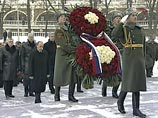 Как отмечает издание, правительство решило перенести в 2010 году выходные дни с субботы 27 февраля на понедельник 22 февраля и с субботы 13 ноября на пятницу 5 ноября Как отмечает издание, правительство решило перенести в 2010 году выходные дни с субботы 27 февраля на понедельник 22 февраля и с субботы 13 ноября на пятницу 5 ноября
