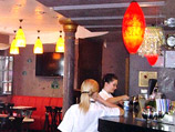 Киевский ресторан завлекает посетителей алкогольным коктейлем "Тамифлю"
