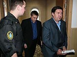 Фактически суд оставил под стражей Бульбова еще на два дня, хотя ранее такое же решение принимал и Верховный Суд РФ, оставляя под арестом генерала до 15 ноября