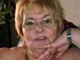 61-летняя жительница Уэльса Шерил Робертс уличила собственного мужа в непристойном поведении, когда он в очередной раз стал растлевать в виртуальном пространстве несовершеннолетних