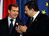 На саммите Россия-ЕС хвалили статьи Медведева и обещали РФ скорое вступление в ВТО