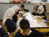 Многим частным мусульманским школам в Англии грозит закрытие, сообщила местная Ассоциация мусульманских школ
