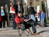 В Латвии ввели новые налоги: теперь выгоднее быть безработным и получать пособие