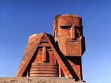Армения может признать независимость Нагорного Карабаха в случае войны вокруг него Армения может признать независимость Нагорного Карабаха в случае войны вокруг него