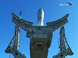 Запуск "Протона-М" первоначально планировался на понедельник, но был отложен в связи с тем, что Казахстан не дал разрешение на его проведение
