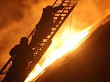 Центр Томска закрыт для движения автотранспорта из-за пожара в одном из административных зданий, сообщили пресс-службе ГИБДД Томской области Центр Томска закрыт для движения автотранспорта из-за пожара в одном из административных зданий, сообщили пресс-службе ГИБДД Томской области