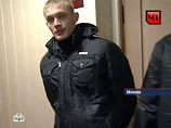 Главному подозреваемому - Анверу Ибрагимову - сегодня предъявят официальное обвинение. Ему вменяются две статьи УК РФ - "Умышленное причинение тяжкого вреда здоровью, повлекшее смерть потерпевшего" и "Превышение должностных полномочий" Главному подозреваемому - Анверу Ибрагимову - сегодня предъявят официальное обвинение. Ему вменяются две статьи УК РФ - "Умышленное причинение тяжкого вреда здоровью, повлекшее смерть потерпевшего" и "Превышение должностных полномочий"