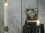 Что самое интересно, теоретически Энке должен был быть абсолютно счастлив — он вратарь национальной сборной и футбольного клуба "Ганновер-96" Что самое интересно, теоретически Энке должен был быть абсолютно счастлив — он вратарь национальной сборной и футбольного клуба "Ганновер-96"