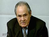 Это дело было возбуждено по заявлению президента Татарстана Минтимера Шаймиева, обвинившего Муртазина в клевете на главу республики и посягательстве на его частную жизнь Это дело было возбуждено по заявлению президента Татарстана Минтимера Шаймиева, обвинившего Муртазина в клевете на главу республики и посягательстве на его частную жизнь