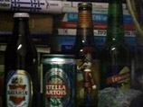Зато запрет на ночную продажу пива существенно ударит по доходам мелких магазинчиков и ларьков