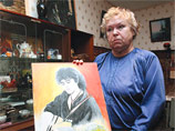 Мать выдающегося рок-музыканта, лидера легендарной группы "Кино" Виктора Цоя, Валентина Васильевна Цой, умерла в воскресенье в одной из петербургских больниц