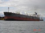 Сомалийские пираты едва не захватили еще один греческий танкер, команде удалось отбиться при помощи водяных пушек и ракетниц