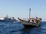 В четверг фрегат нидерландских ВМС Evertsen, флагманский корабль европейской военно морской группировки по борьбе с пиратством в Индийском океане Navfor, произвел задержание 13 пиратов