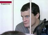 Известный российский боксер Роман Романчук, убивший в уличной драке 22-летнего жителя Приморья Олега Мешкова, выпущен на свободу