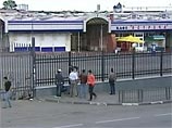 Власти начали наступление на Черкизовский рынок летом после доклада министра промышленности и торговли Виктора Христенко. Христенко оценил состояние отечественной легкой промышленности как "критическое" Власти начали наступление на Черкизовский рынок летом после доклада министра промышленности и торговли Виктора Христенко. Христенко оценил состояние отечественной легкой промышленности как "критическое"