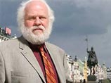 В Праге скончался легендарный русско-американский журналист Петр Вайль В Праге скончался легендарный русско-американский журналист Петр Вайль