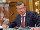 Во вторник первый вице-премьер РФ Виктор Зубков, курирующий АПК, заявил, что не допустит изменения законопроекта о торговле