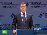Дмитрий Медведев, выступая на Форуме европейских и азиатских Медиа выразил убеждение, что для осуществления прямых авиарейсов между Россией и Грузией, а также открытия пограничного пункта пропуска "Верхний Ларс" нет особых препятствий