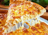 вросоюз защитил пиццу "Маргарита": теперь ее можно готовить только вручную и использовать "настоящую" моцареллу