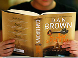 Новая книга американского писателя Дэна Брауна "Утраченный символ" уже завезена в ряд столичных книжных магазинов, и с утра поступит в продажу