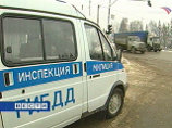 В Ростовской области на автотрассе "Дон" автобус "Ивеко" столкнулся с легковым автомобилем, четыре человека погибли, 10 пострадали В Ростовской области на автотрассе "Дон" автобус "Ивеко" столкнулся с легковым автомобилем, четыре человека погибли, 10 пострадали